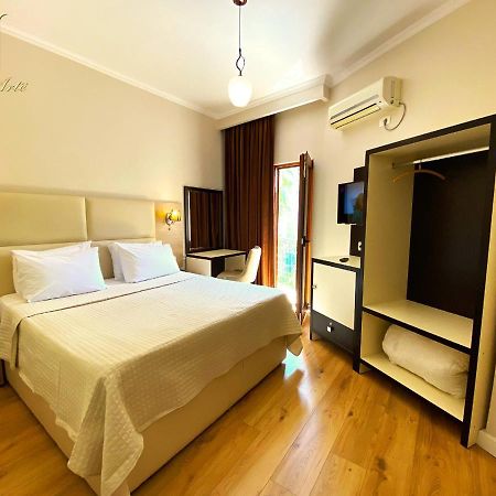 Hotel Vila E Arte City Center Tirana Exterior photo