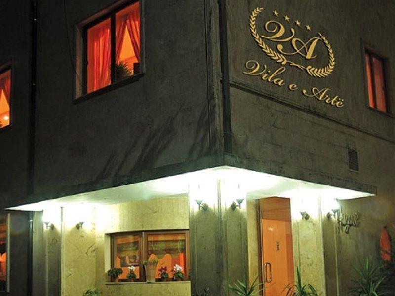 Hotel Vila E Arte City Center Tirana Exterior photo